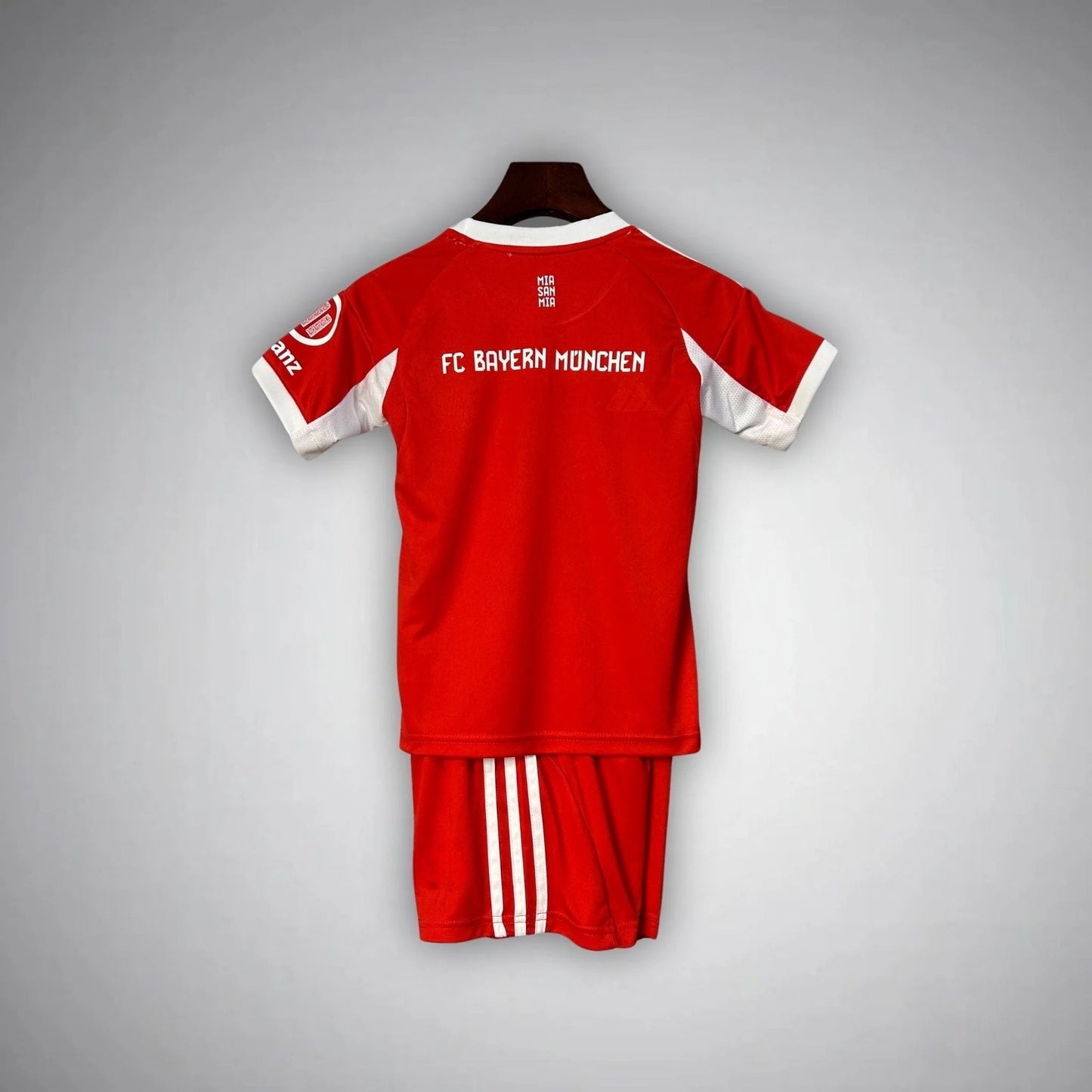 Bayern Munchen Domaći Dječji (25/26)