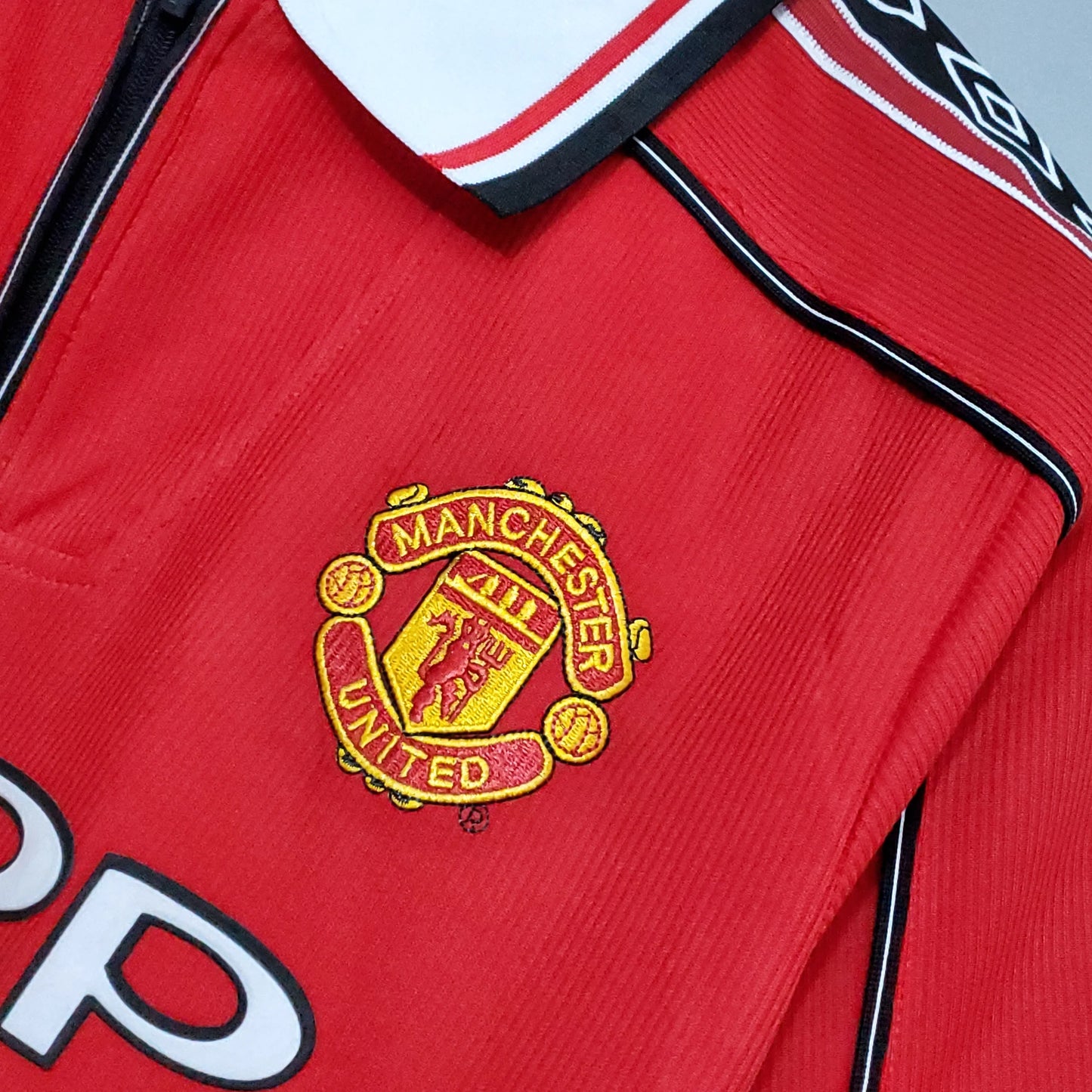 Manchester United Domaći (1998/99)