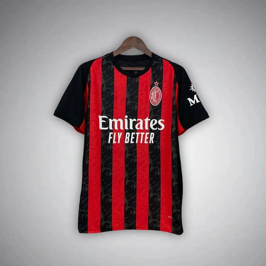 AC Milan Domaći (25/26)