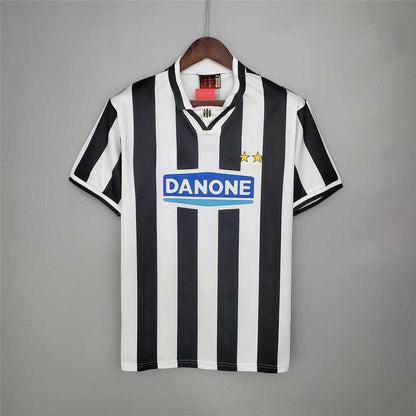 Juventus Domaći (1994/95)