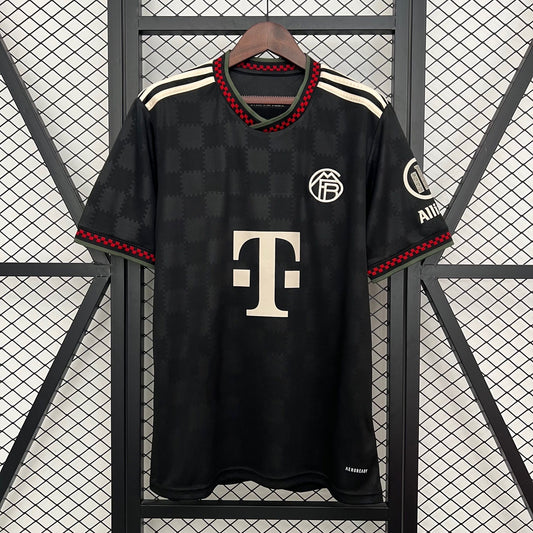 Bayern Munchen Treći (25/26)