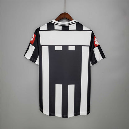 Juventus Domaći (2001/02)