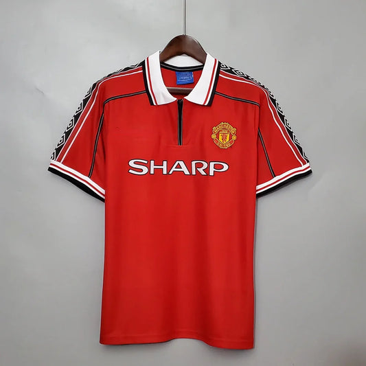 Manchester United Domaći (1998/99)